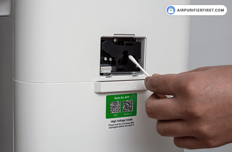 Airdog X3 - Cleaning the AQI sensor - Step 2