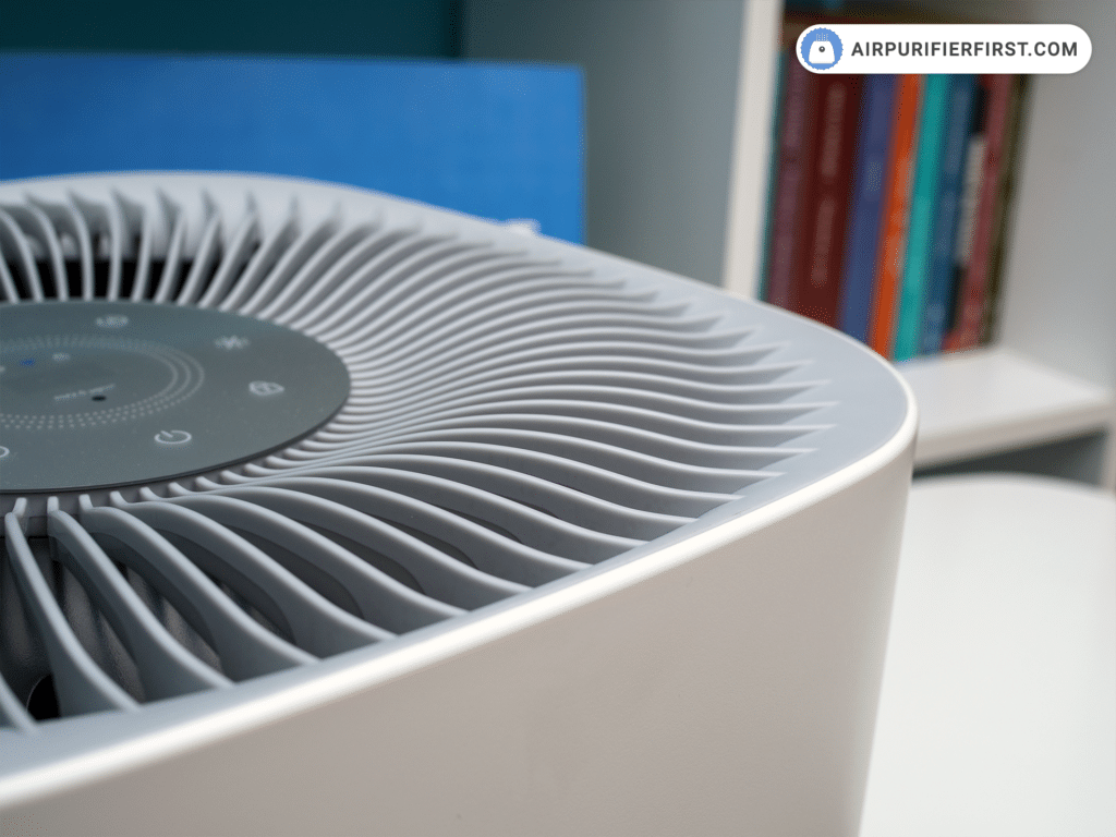 Fan grilles on the top of the Levoit Core 600S