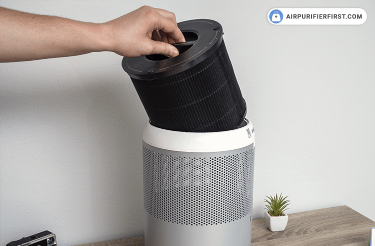 Unpack the new filter and prepare it for installation.